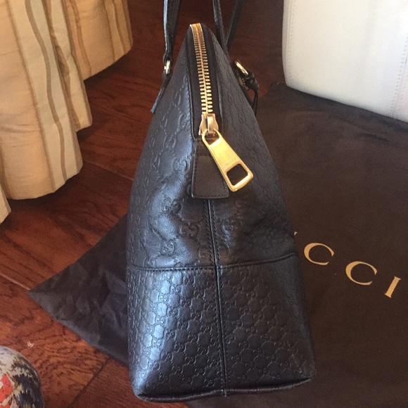 Authentic black Gucci bag - Picture 3 of 8